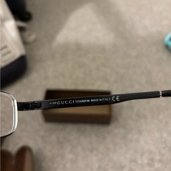Gucci titanium eye glasses - Picture 2 of 5